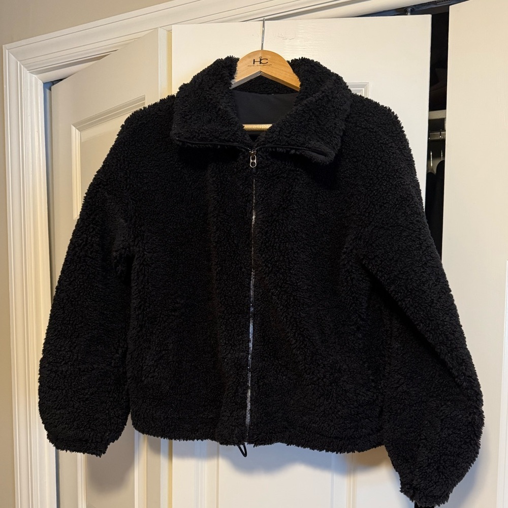 Lululemon Black Sherpa Jacket M/L